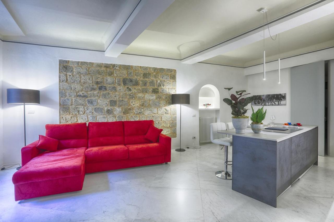 Dimora Storica - Palazzo Del Taja Apartment Сиена Екстериор снимка